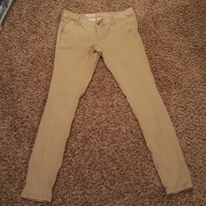 Mossimo low rise skinny size 4